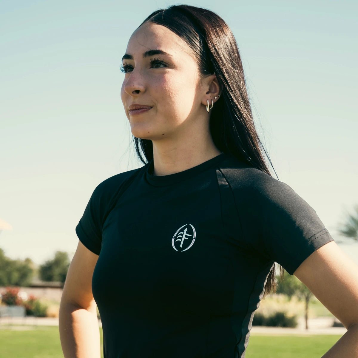 BLACK PERFORMANCE TEE - Flag - Up