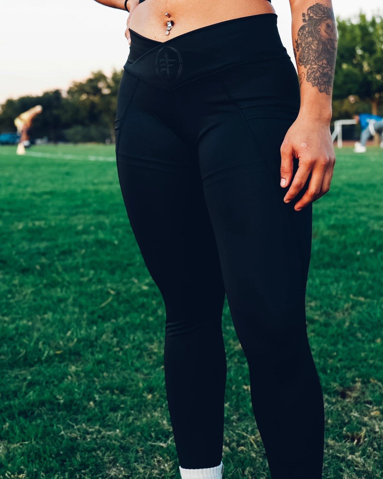 BLACKOUT COMPRESSION PANTS - Flag - Up