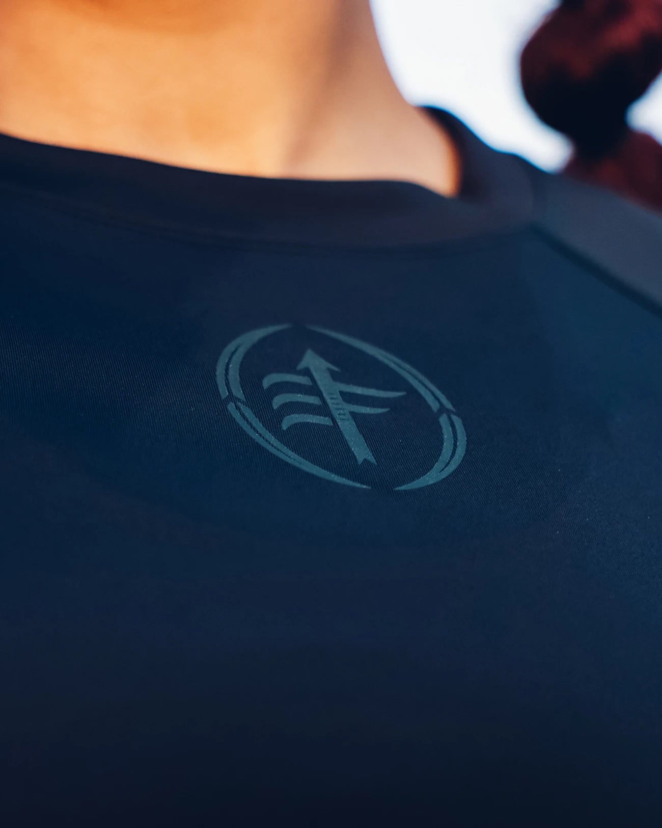 BLACKOUT LONG SLEEVE COMPRESSION SHIRT - Flag - Up